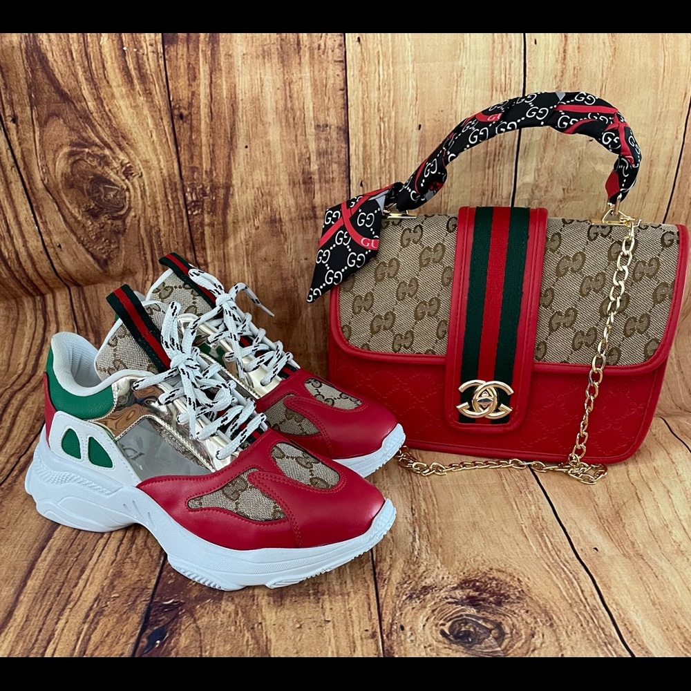 Cute 2pc set. Designer Style Purse and Shoe Set!